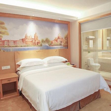 Vienna Hotel Qingyuan Yingde Guangming Road Exterior photo